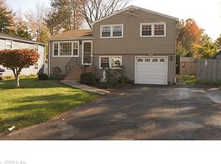 104 Amherst St, Wethersfield, CT 06109