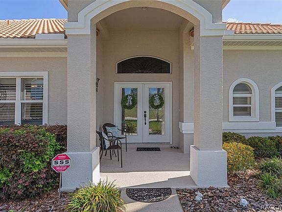 3rd image of 1372 E Seattle Slew Cir