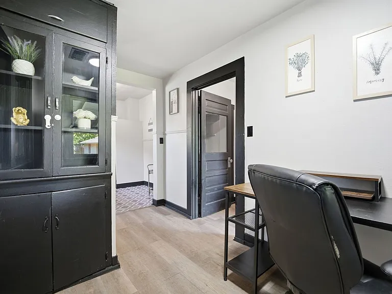 819 G St NW — Photo 13