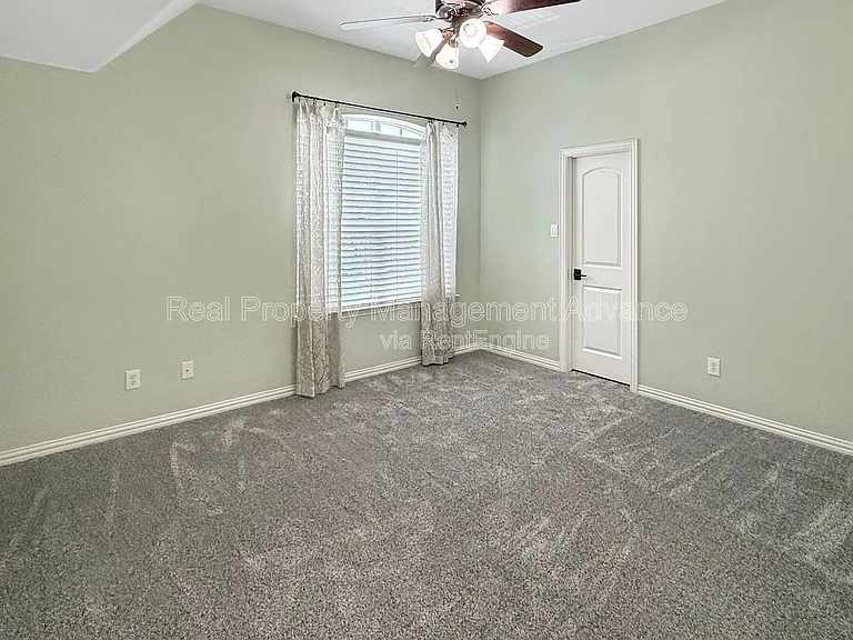 801 Renault Way — Photo 28