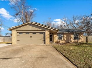 1105 Westridge Ln, Rogers, AR 72756