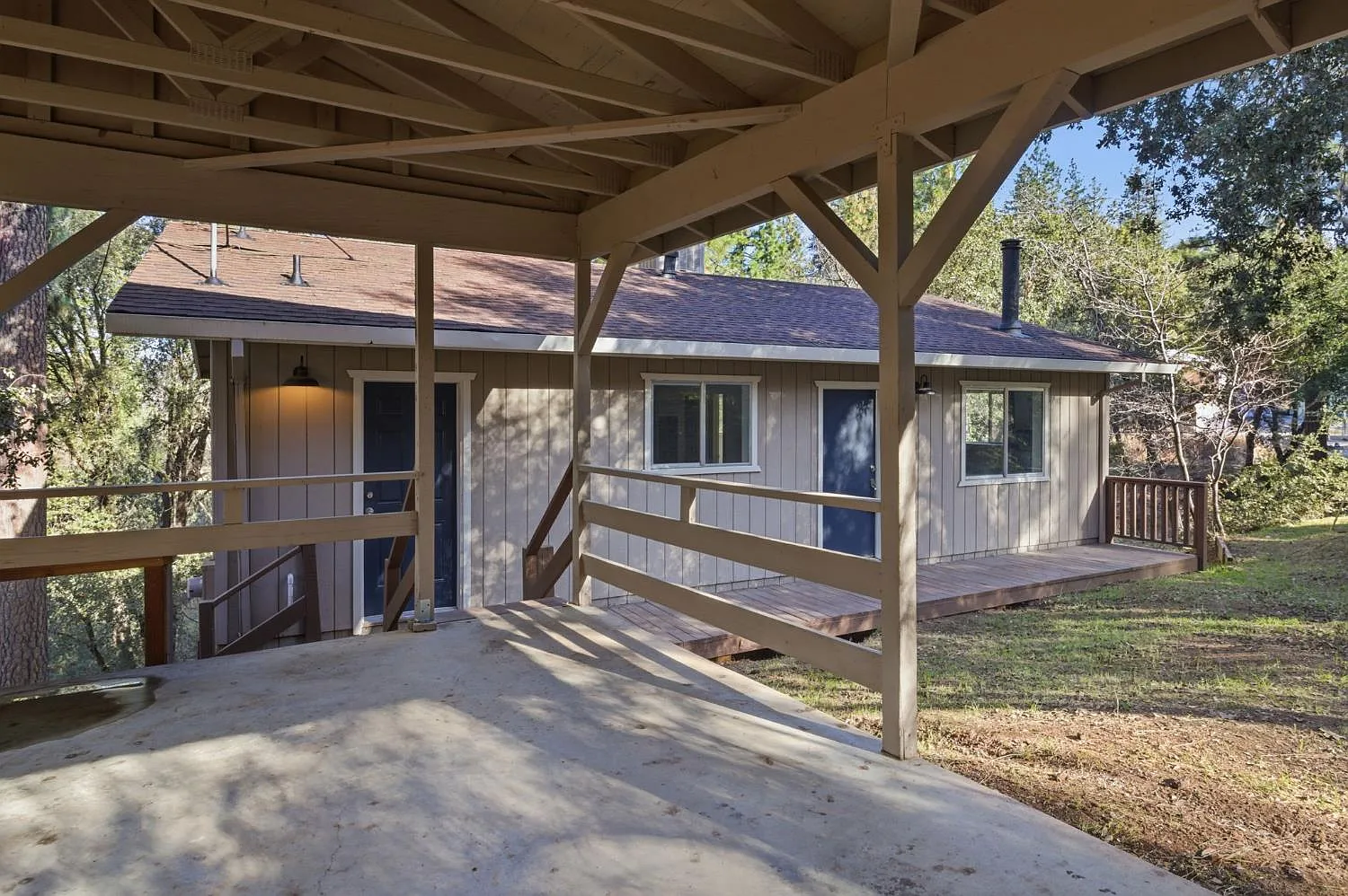 19088 Hillhaven Rd photo 1