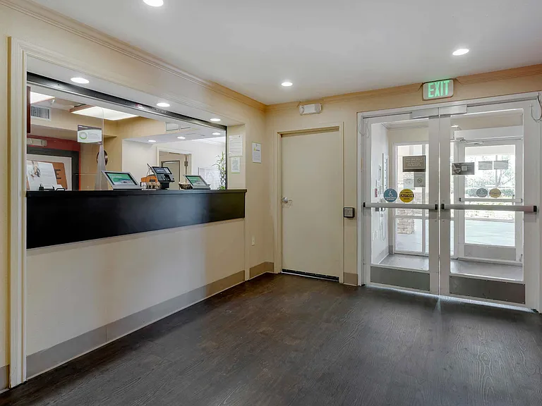 Lobby and Guest Check-in