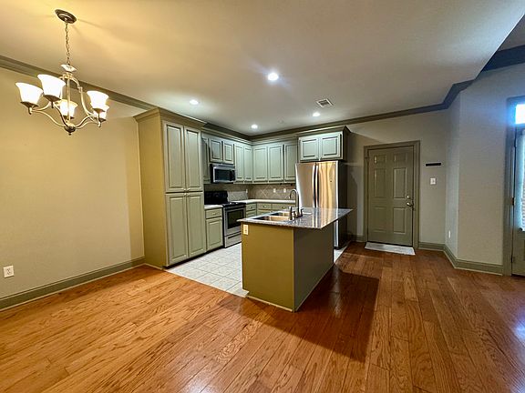 5th image of 12446 Dutchtown Villa Dr