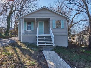 908 N B St, Lenoir City, TN 37771