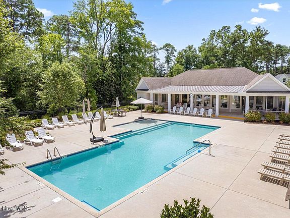4th image of 23 Stonegate Circle