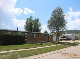615 Magnolia Dr, Rapid City, SD 57701