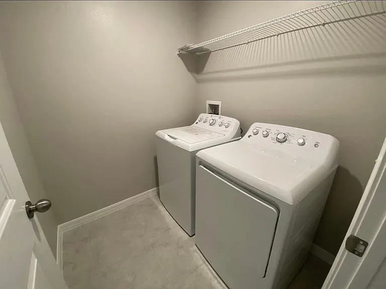 8495 Essington St — Photo 7