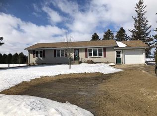 2791 Quinlan Ave, Fredericksburg, IA 50630