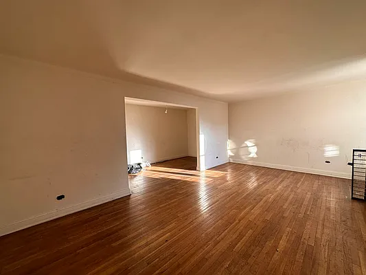 Rented by Premier One Realty LLC | media 17