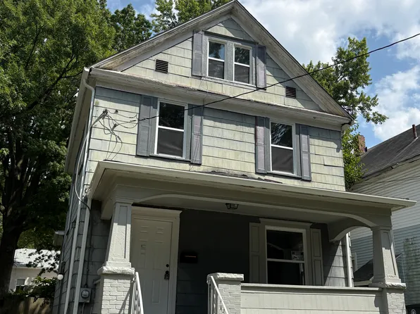 829 Sumner St, Akron, OH 44311