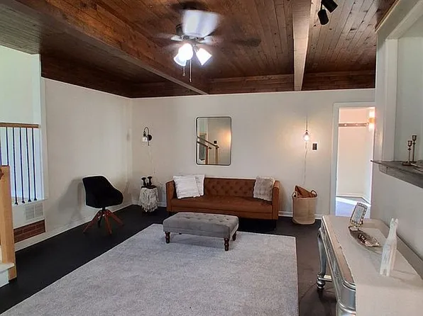 305 Glenora Ave, Sherwood, AR 72120