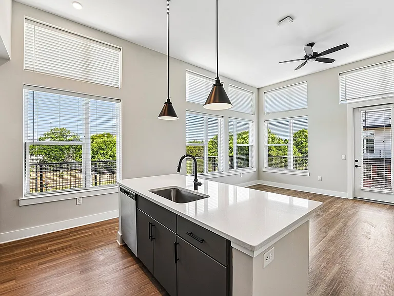 47-web-or-mls-unit 525-S2504-005