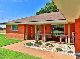 16 Avenue K E, Haskell, TX 79521