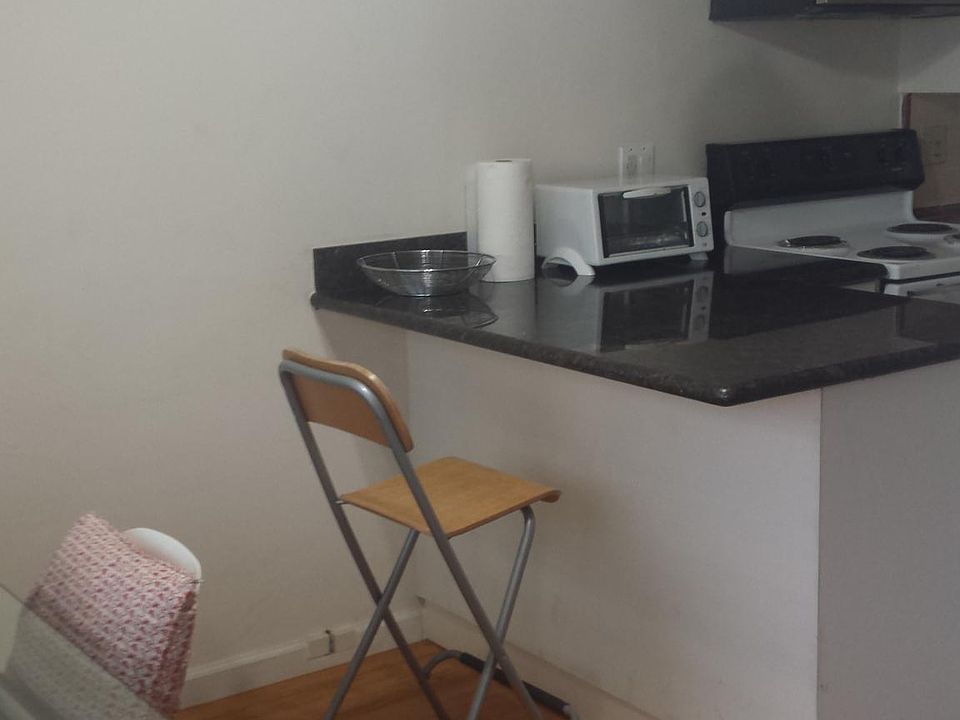 1st image of 357 Hawthorne Ave #E