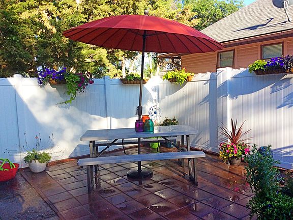 Private Courtyard