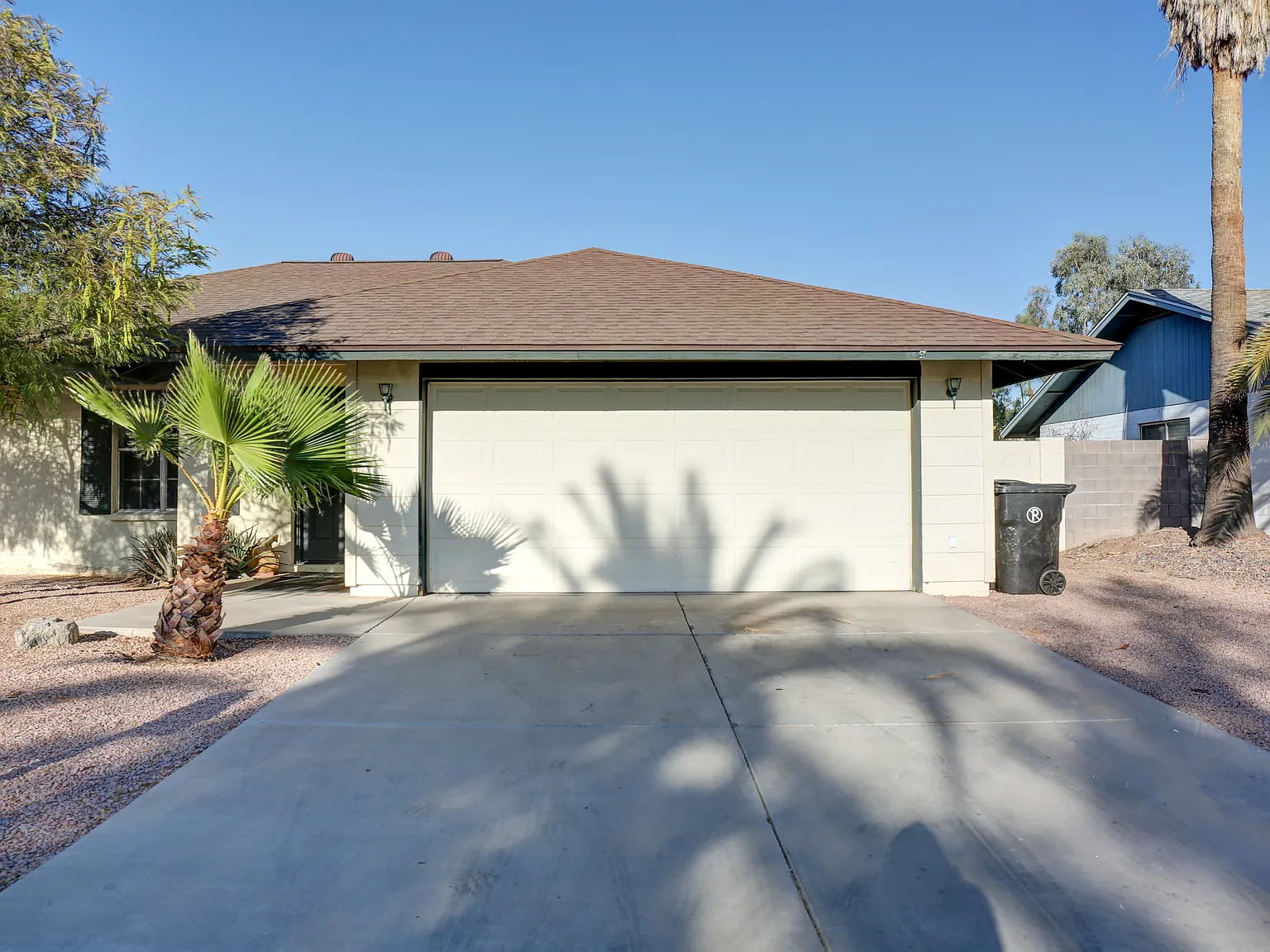 3 bed, 1590 sqft, $2,050 — Photo 3