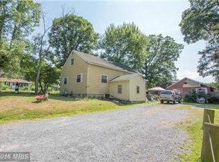 402 Londontown Rd, Edgewater, MD 21037