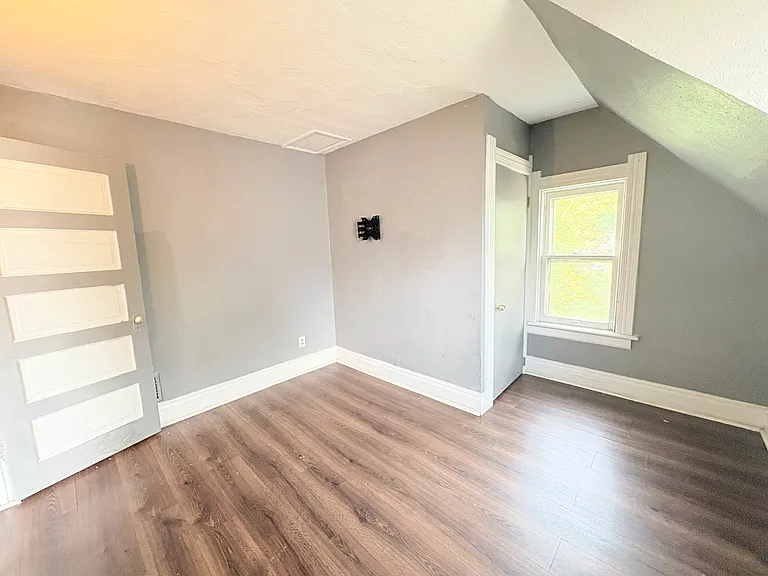 4032 Vermaas Ave #2 — Photo 15
