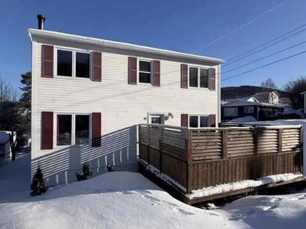 41 Country Road, Corner Brook, NL A2H4L7