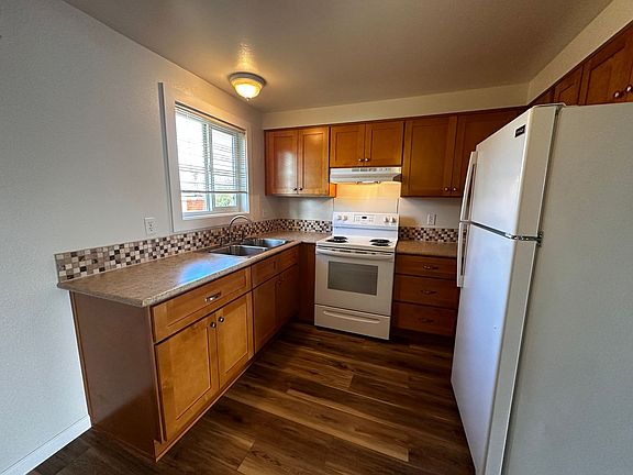 4th image of 130-150 S Monmouth Ave #144-5