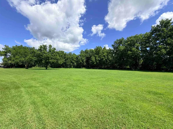 Ballard St, Sharon, WI 53585