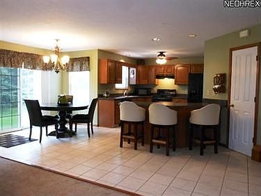 4th image of 33187 Heartwood Ave