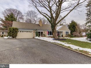800 Ridge Ln, Media, PA 19063