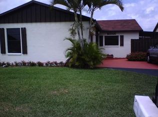 5470 Mirror Lakes Blvd, Boynton Beach, FL 33472