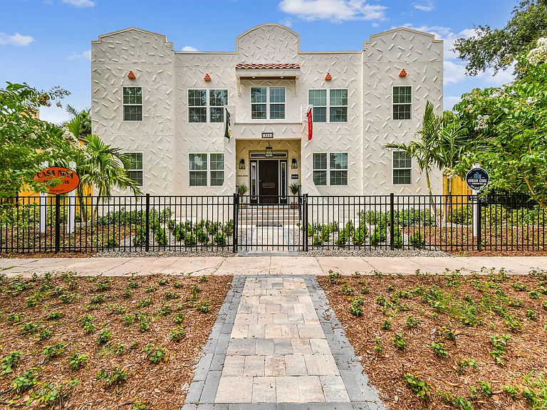 Casa Nina — Photo 1