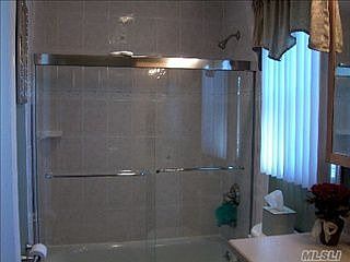 5th image of 89 Ashland Dr