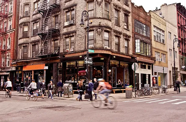 Rented by REAL New York | media 11