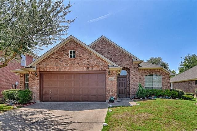 1st image of 2707 Honey Suckle Dr