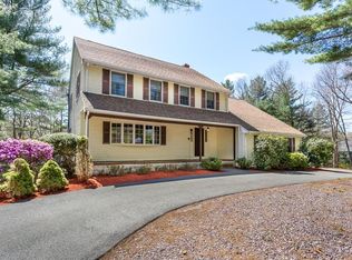 12 Wayside Ln, Canton, MA 02021