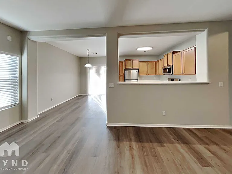 15219 W Shaw Butte Dr — Photo 5