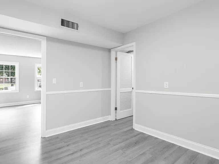 22 Forsyth St — Photo 10