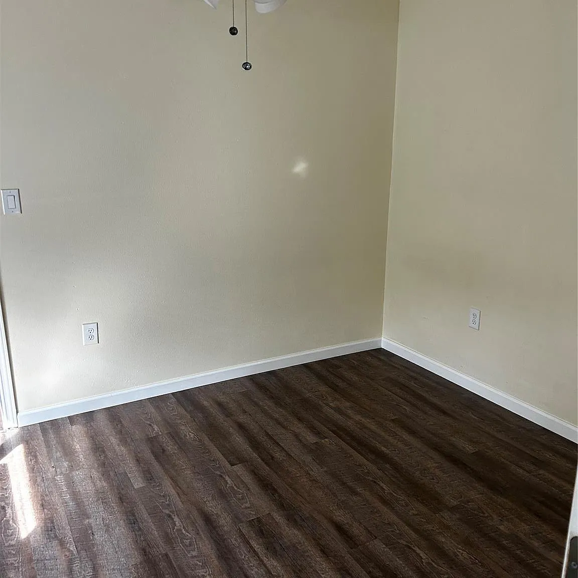 1 bed, 1.0 bath, 4310 sqft, $900 — Photo 4