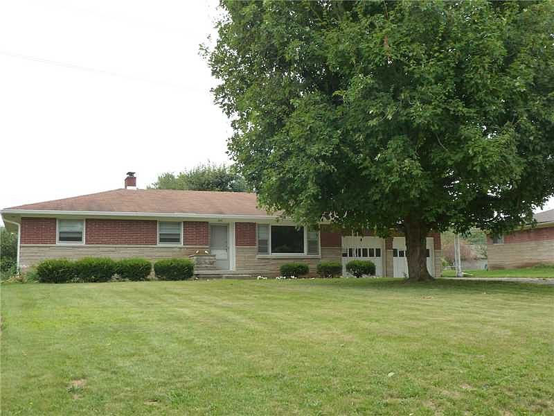 1st image of 245 E Beechwood Ln