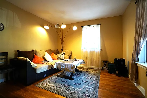 Sold by City Express Realty LLC | media 30