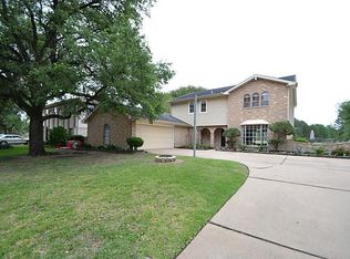 7614 Green Lawn Dr, Houston, TX 77088