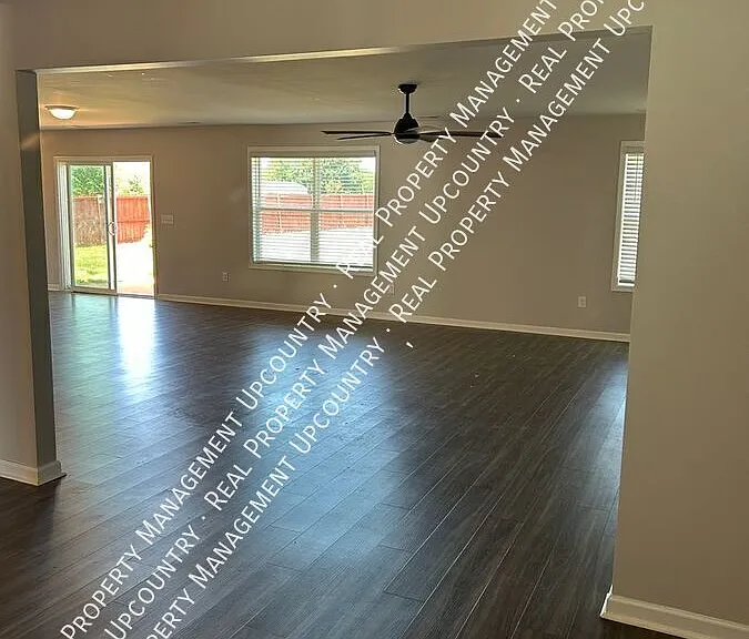 3002 Margaret Ct — Photo 5