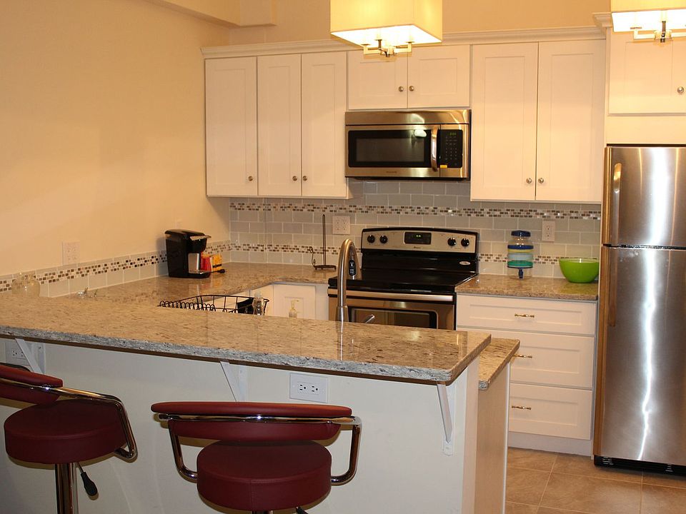 1st image of 514 Wea APT 1B