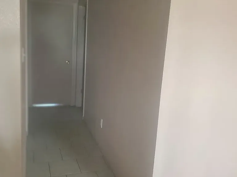 908 W Avenue B #2 — Photo 6