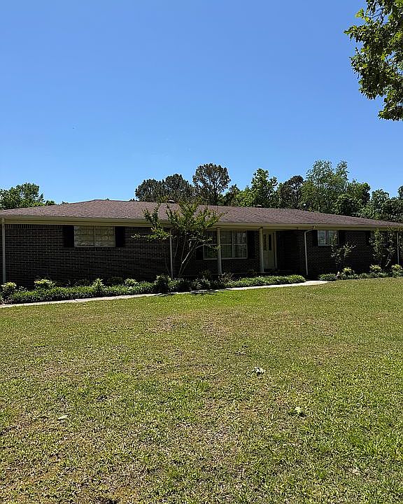 1st image of 130 Evergreen Rd