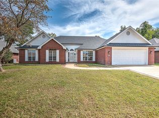 1205 N Mallard Ln, Rogers, AR 72756