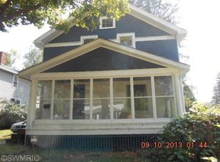 556 Cherry St, Niles, MI 49120