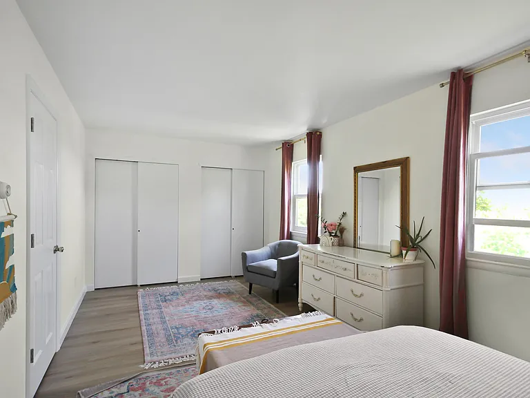 525 Harbor View Ct — Photo 6