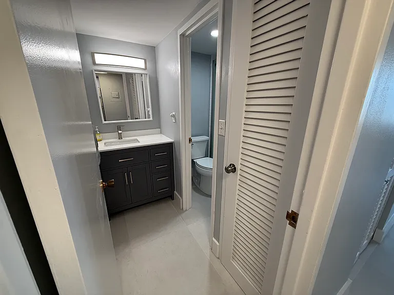 2899 Collins Ave #1022 — Photo 6