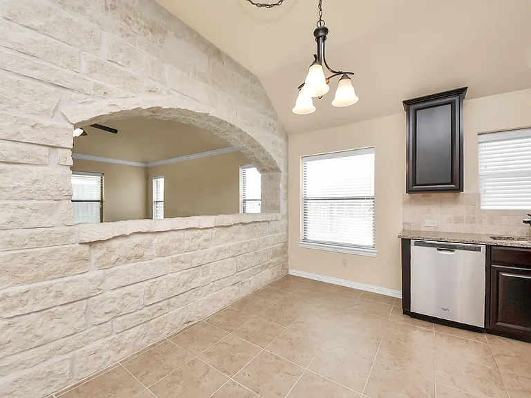 2527 Horned Owl Dr — Photo 10