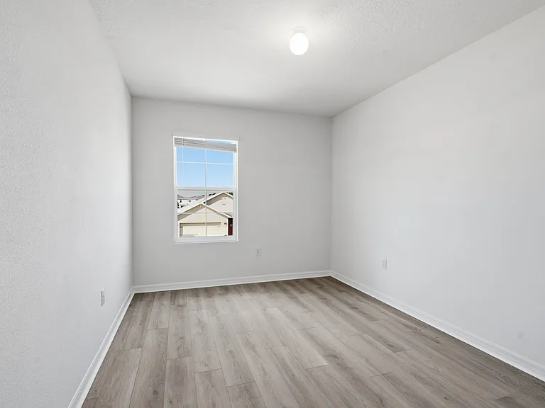 32745 Pez Landing Ln — Photo 20